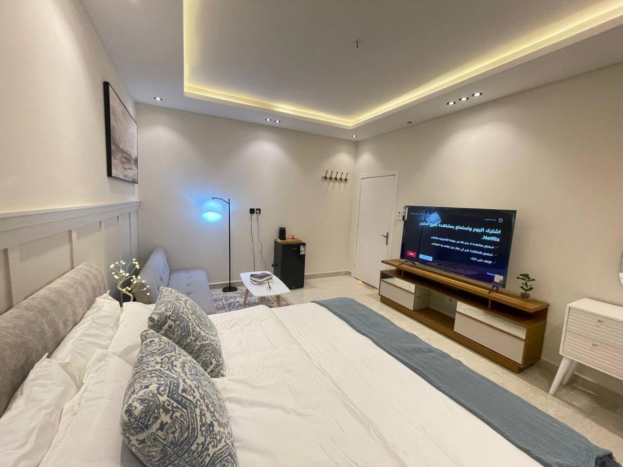 استوديو راقي بدخول ذاتي * Riyadh